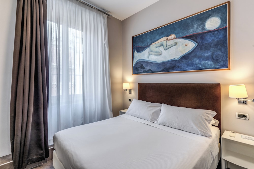 1 BEDROOM, DELUXE, DOUBLE BED, CITY VIEW
