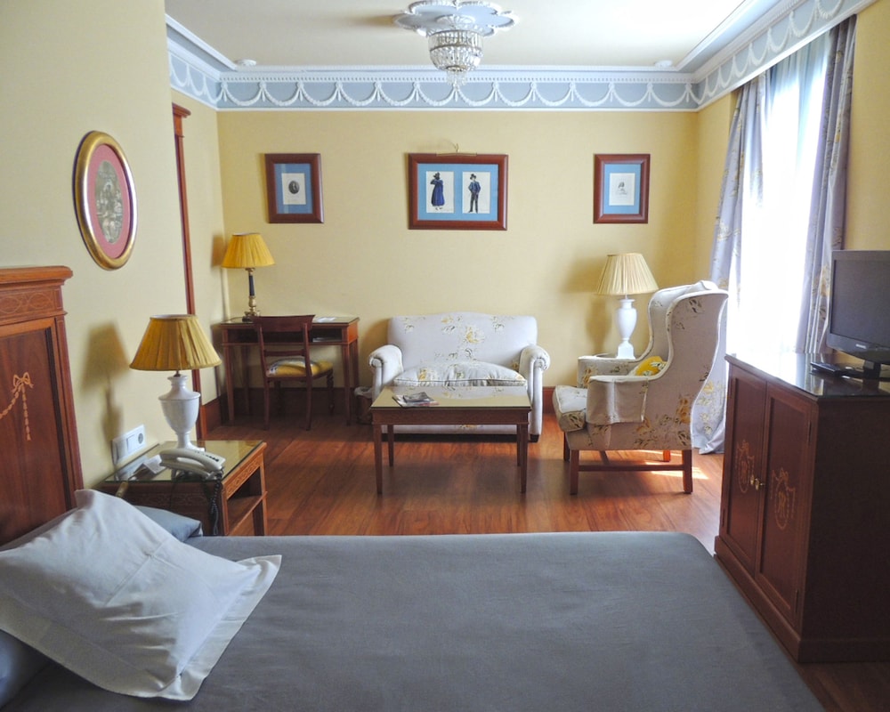 Hotel Inglaterra 45/73