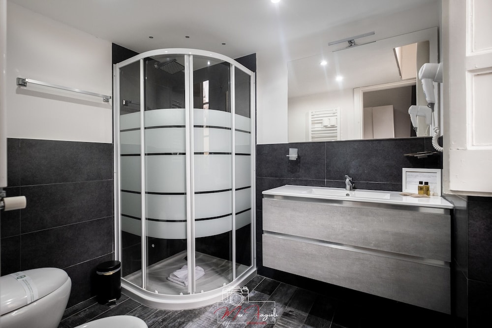 Arch Rome Suites 39/75