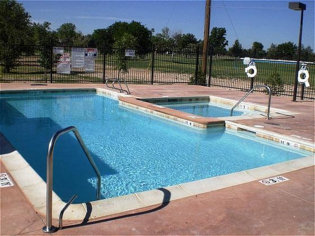 Candlewood Suites Roswell 27/50