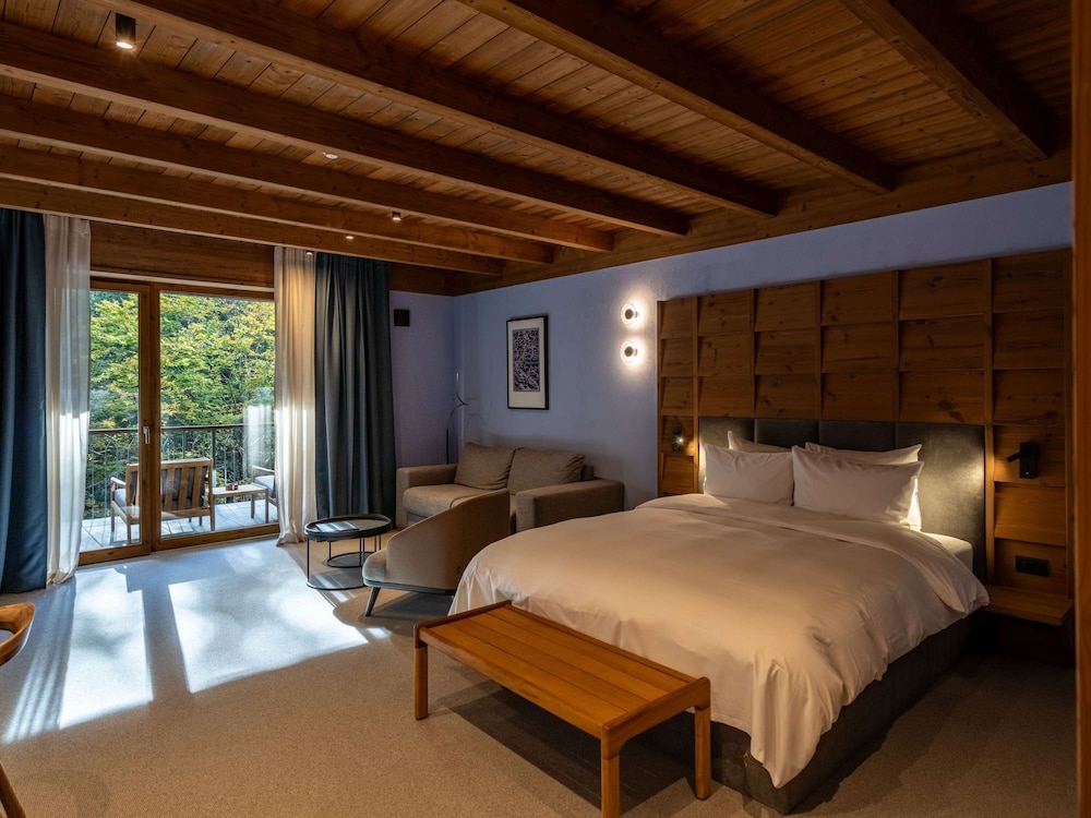 Grand, Swiss, Double Bed, Sofa