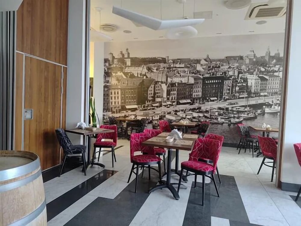 Hotel Zamek Centrum 38/50