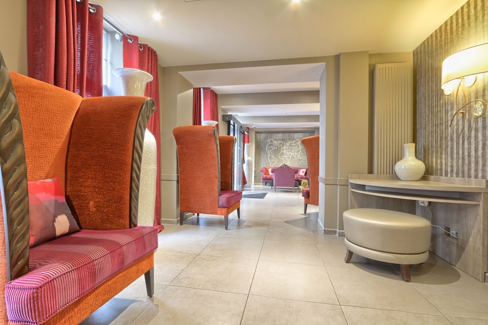 Hotel Mondial 83/100