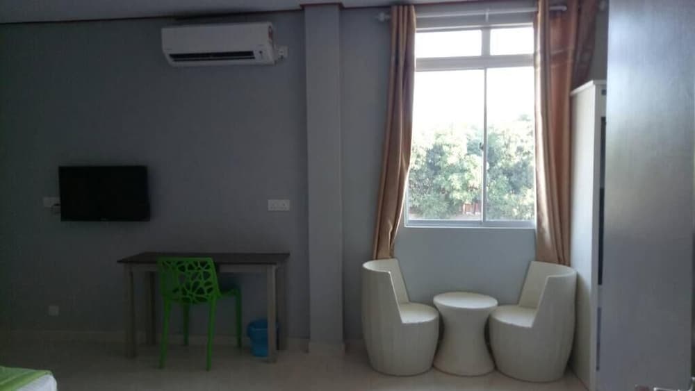Dlima Beach Inn 43/66