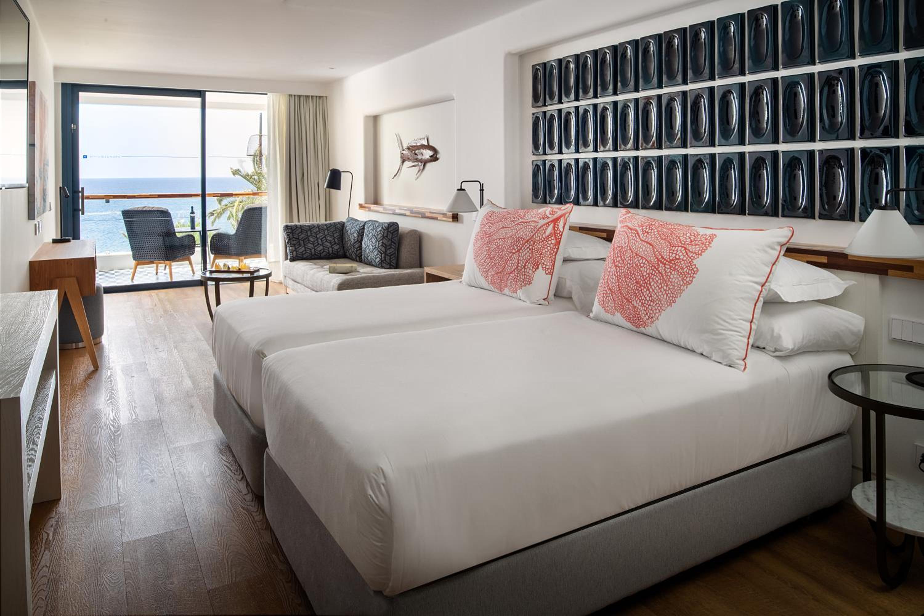 Junior Suite, Twin Beds, Accessible
