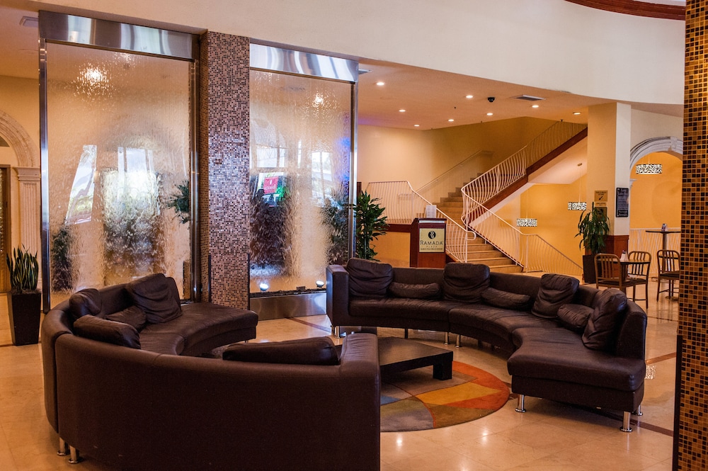 Ramada Plaza by Wyndham Marco Polo Beach Resort 41/67