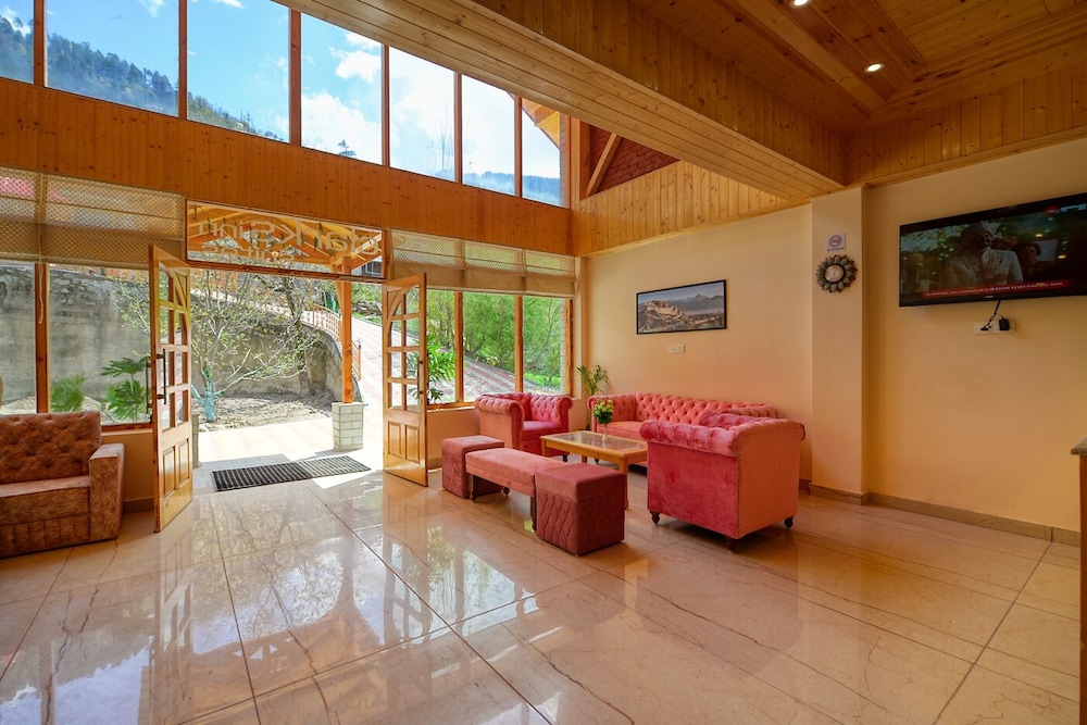Clarks Inn Suites Manali 20/36