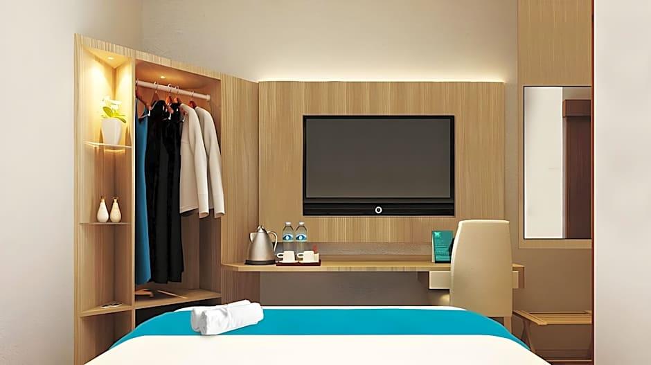 Sans Hotel Roxy Jakarta 53/60