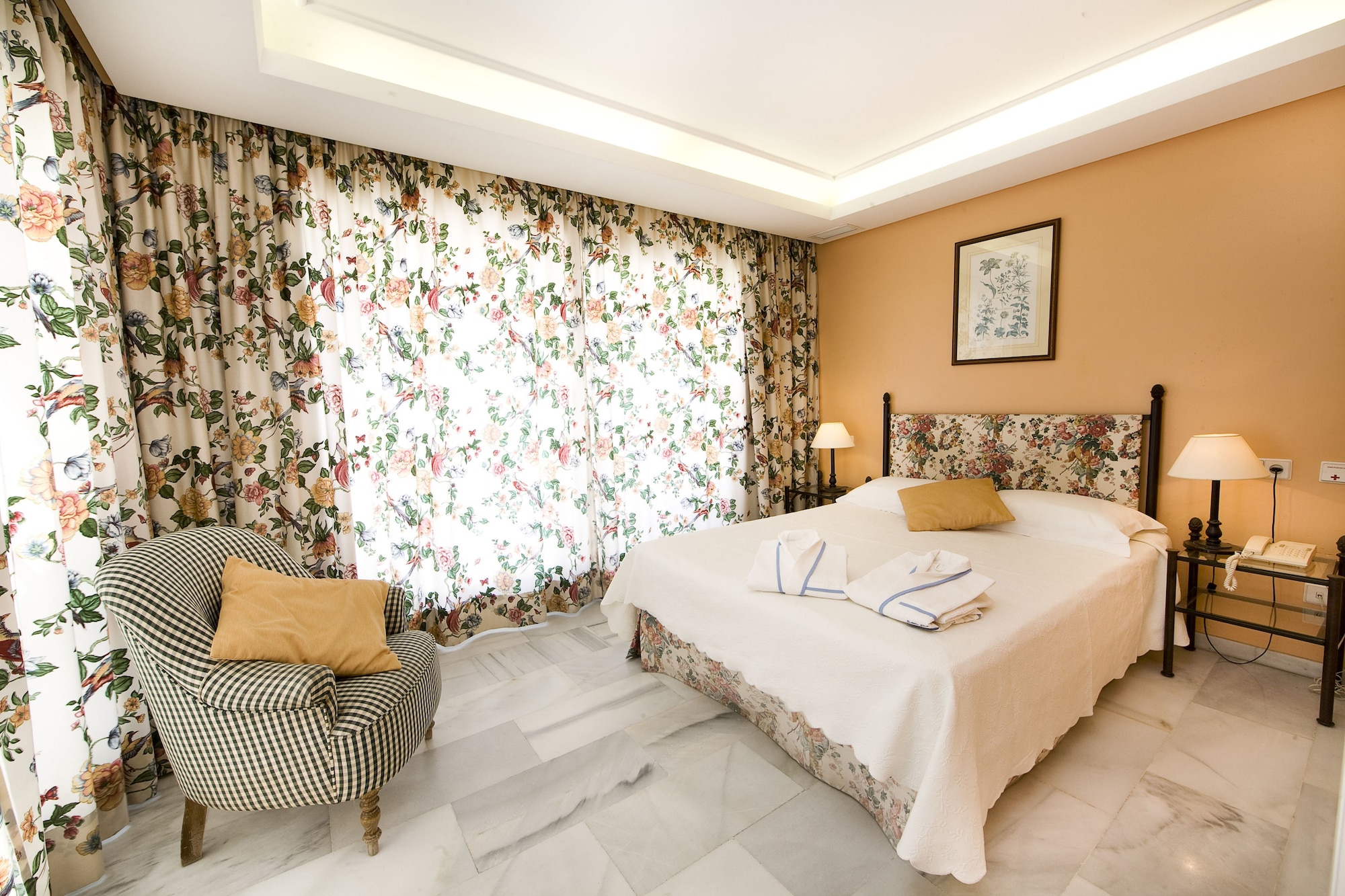 One Bedroom Apartment