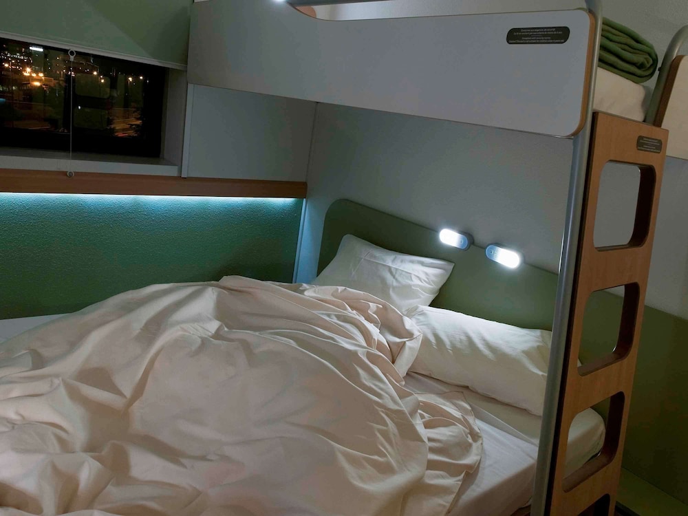 IBIS BUDGET TOULOUSE AEROPORT 33/67