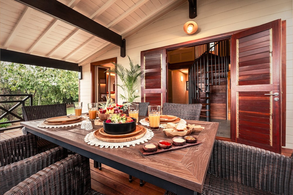 Iloha Seaview Hotel 55/68