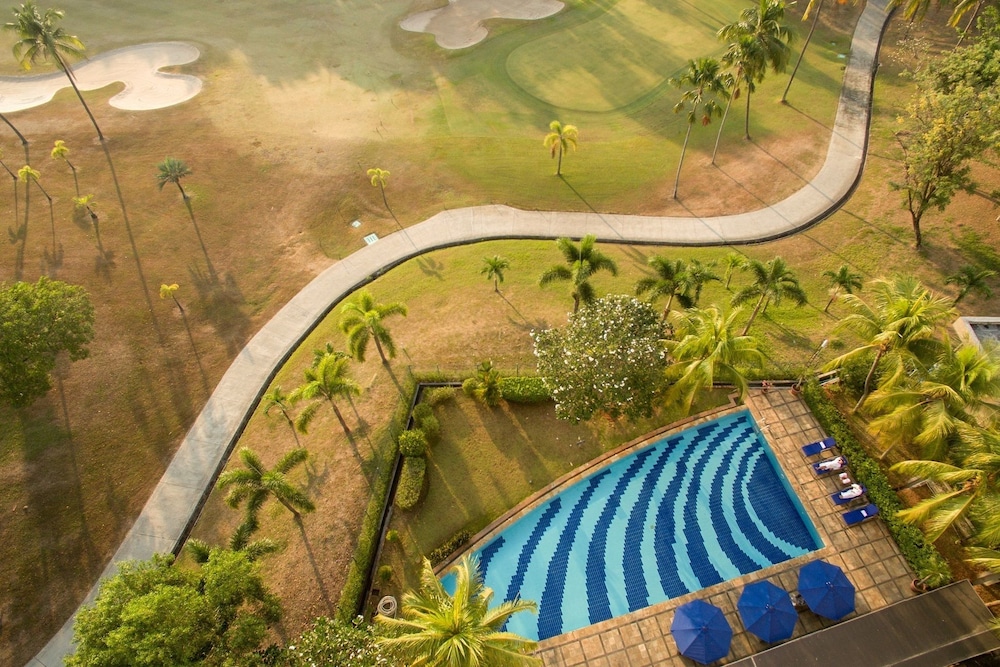 Puri KIIC Golf View Hotel 3/58