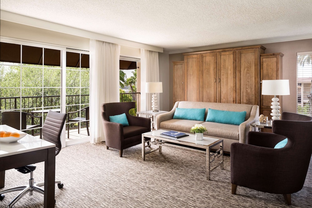 Hyatt Regency Newport Beach Hotel 53/75