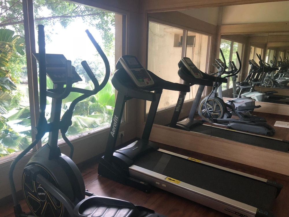 Chanakya Bnr Hotel 22/50