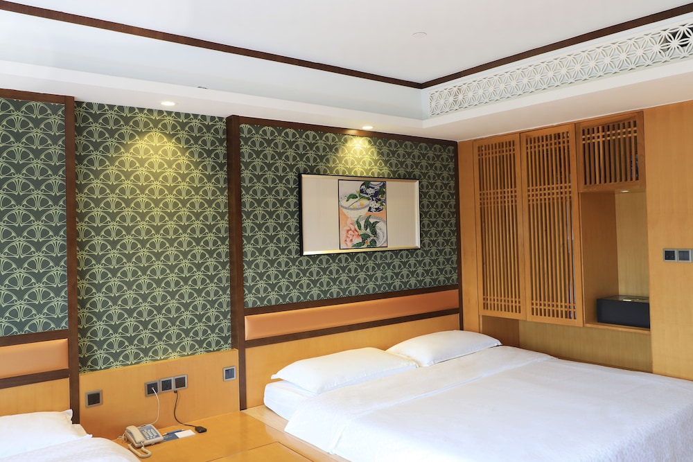 Four Points By Sheraton Heyuan Resort 15/40