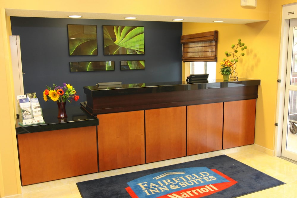 Fairfield Inn Suites By Marriott Minneapolis Burnsville 4/21