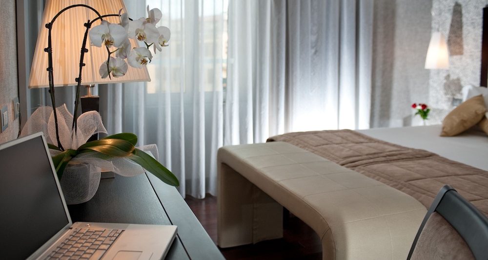 Fiume Hotel 16/53
