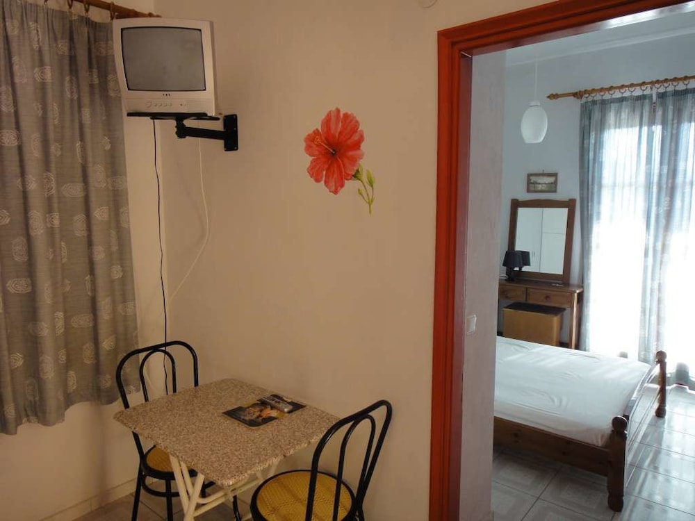 Victorias Rooms 12/23