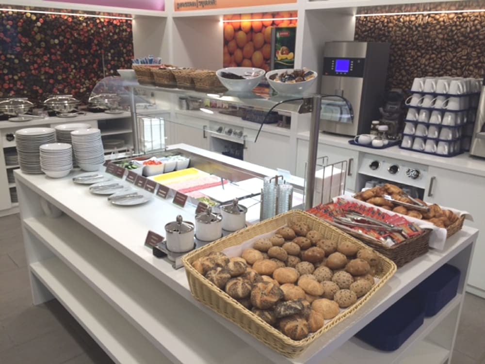 HAMPTON BY HILTON FRANKFURT CITY CENTRE MESSE 34/46