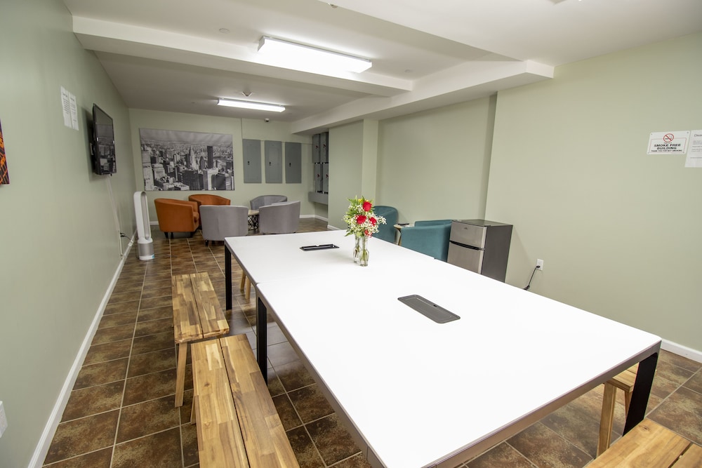 Canal Loft Hotel 52/53