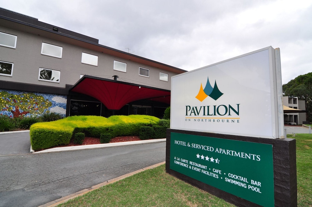 PAVILION ON NORTHBOURNE 2/57