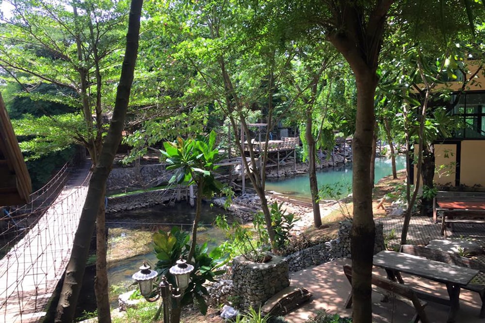 Khaoyai Kiri Thantip Resort 27/38