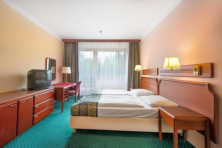 Krakonos Hotel 16/44