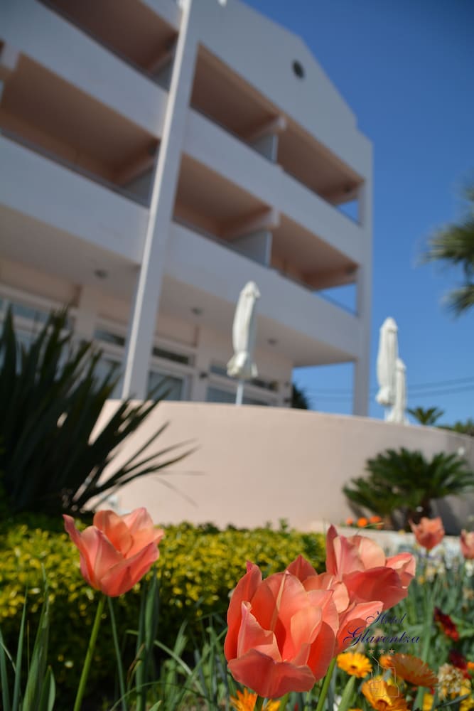 Glarentza Hotel 3/25