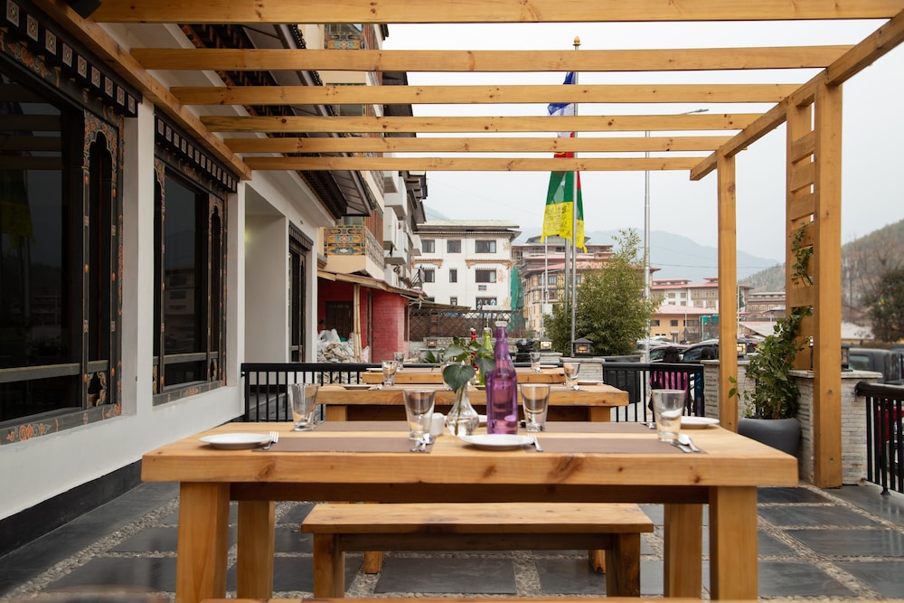Lemon Tree Hotel, Thimphu 9/30