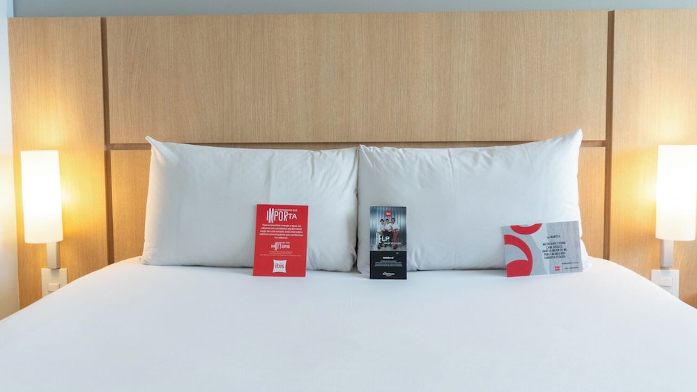 IBIS CARTAGENA MARBELLA 39/64