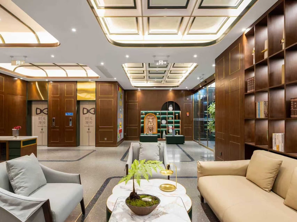 Nostalgia S Hotel (Beijing Fangshan Guangyangcheng Metro Station) 50/67