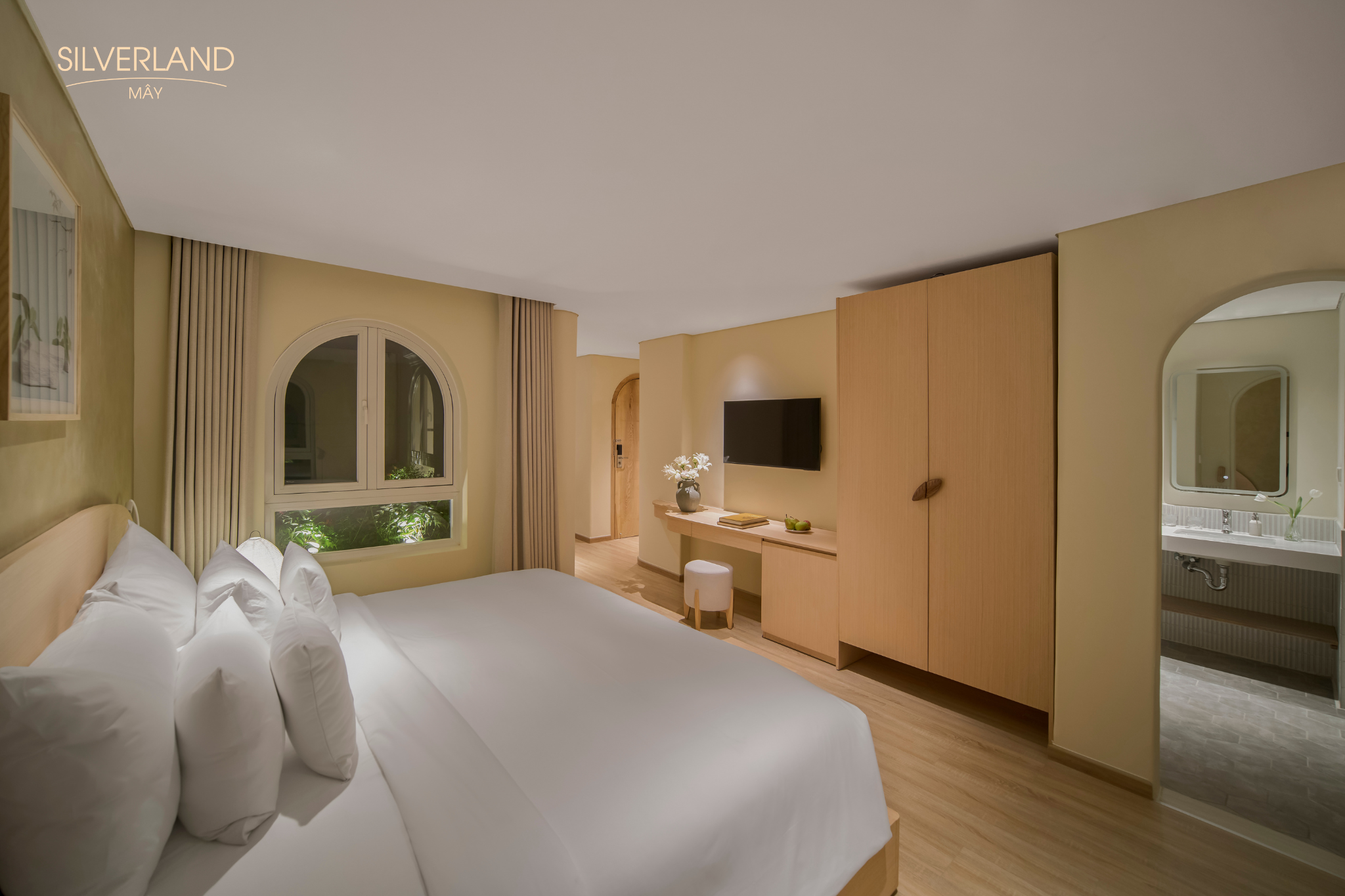 Green, Junior, Double or Twin Bed