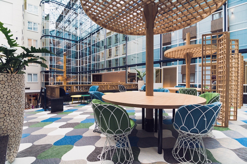 Radisson Blu Hotel Amsterdam City Center 53/75