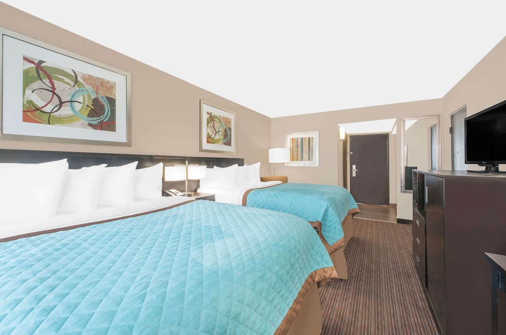Wyndham Garden Midland 6/28