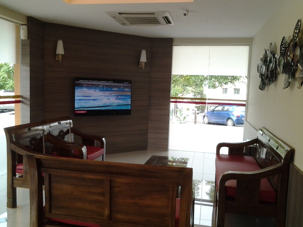 Suria Seremban Hotel 8/40