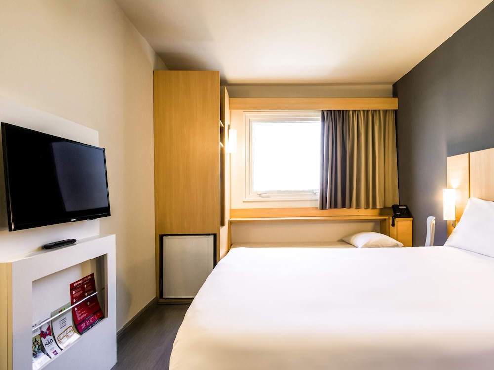 Ibis Marilia 36/64