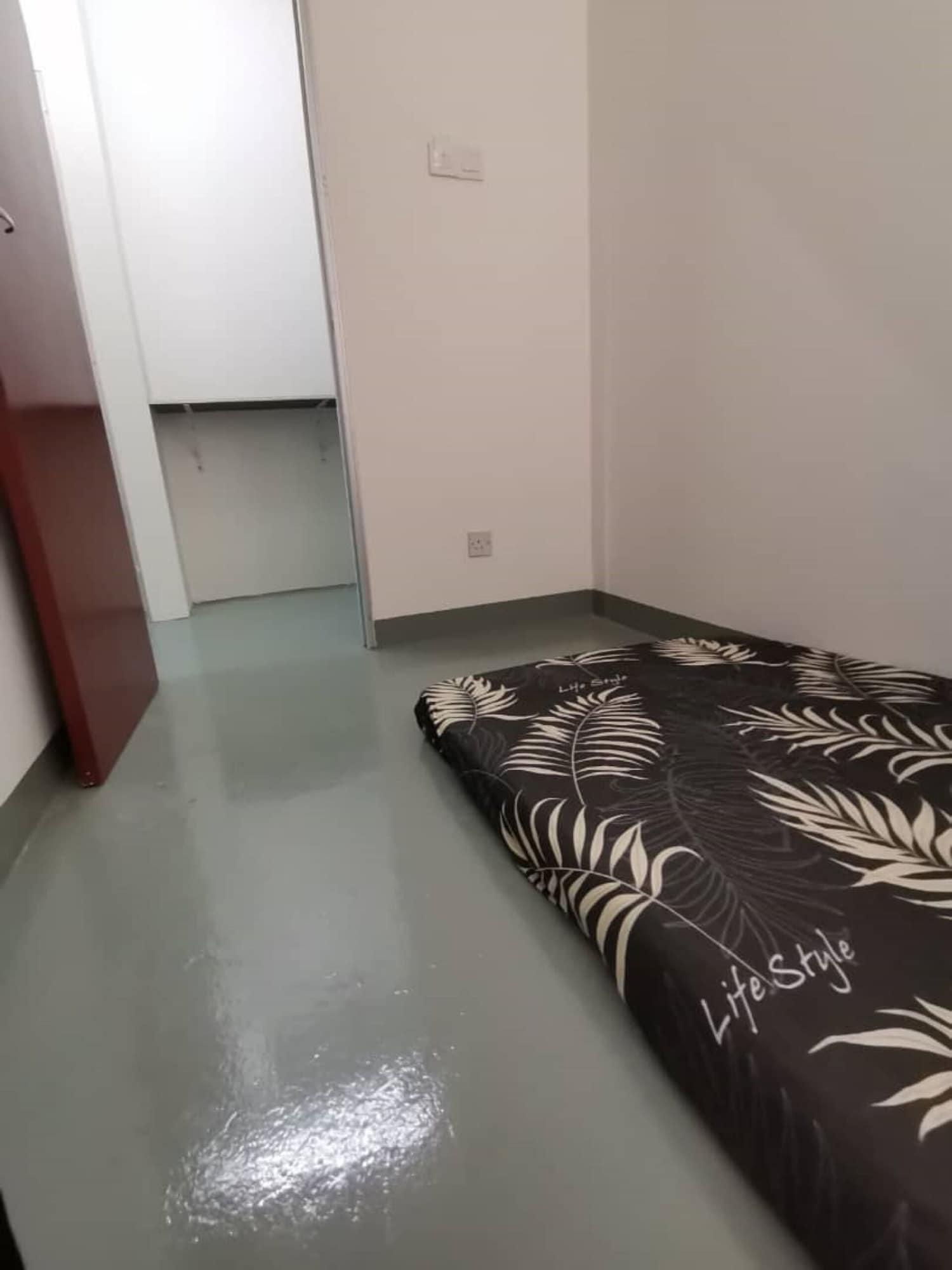 Hotel O Sri Rampai Metro Hostel 16/43