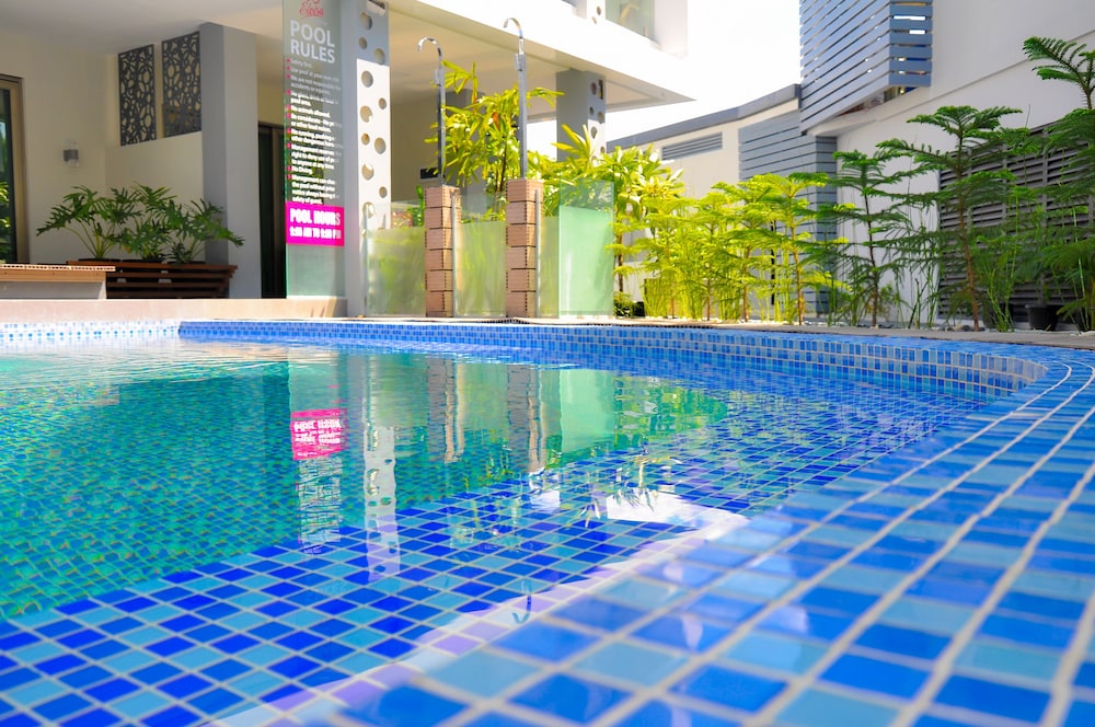 Eloisa Royal Suites 7/58