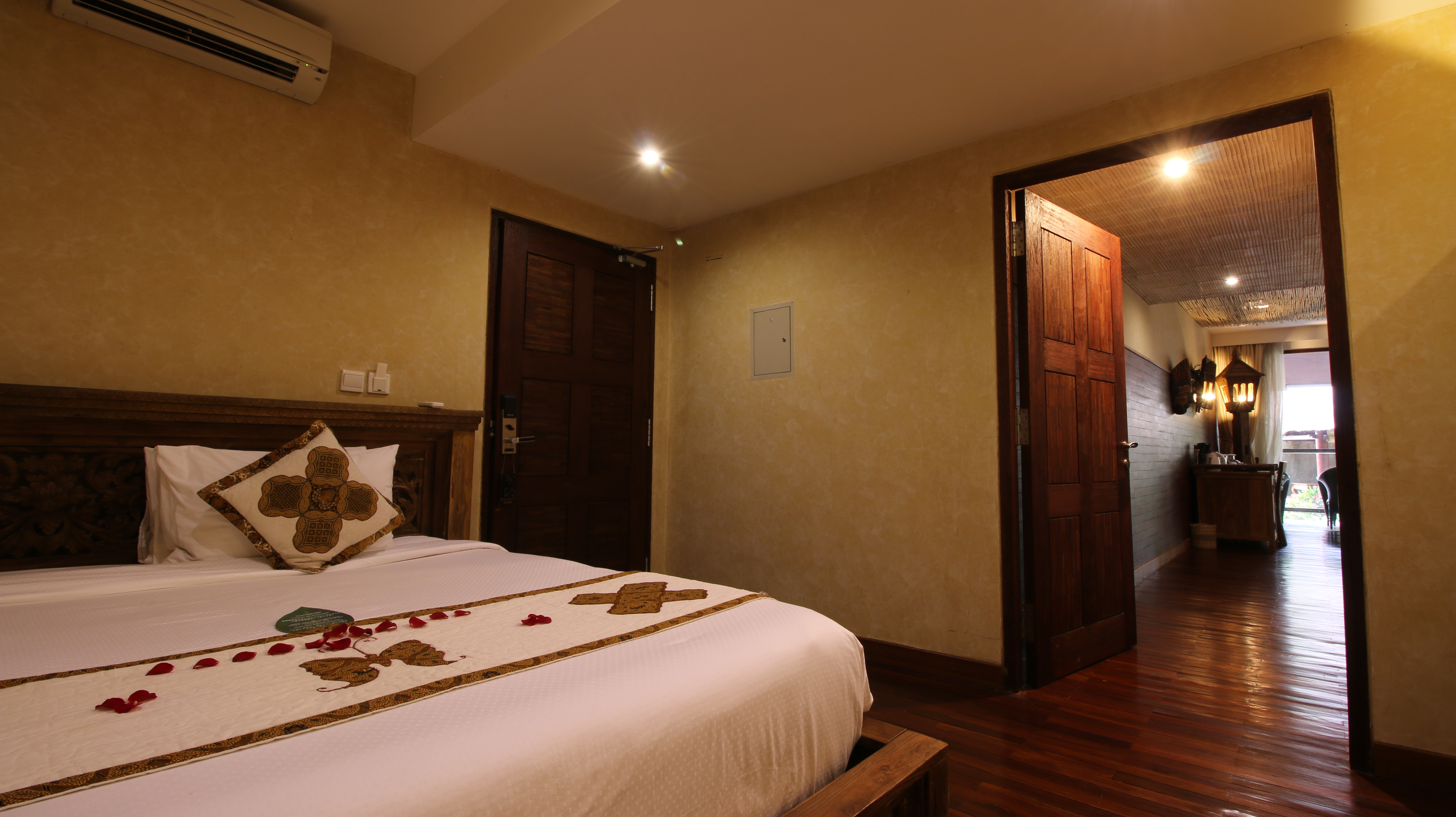 Room, Triple, Pool Access