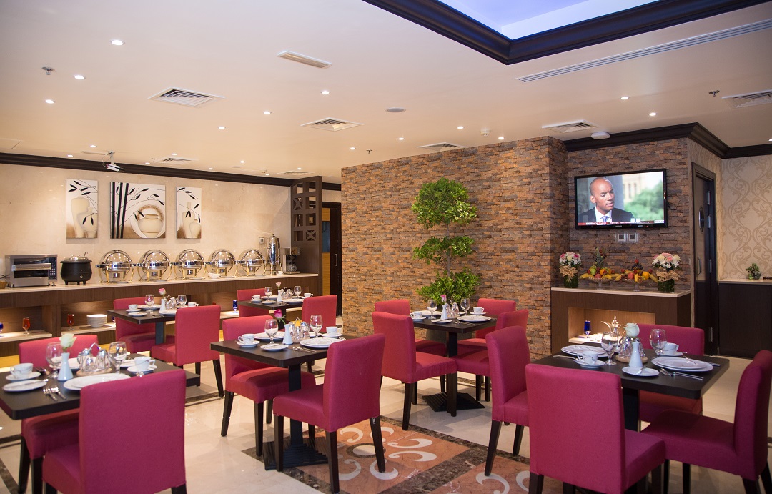 restaurant cafeteria