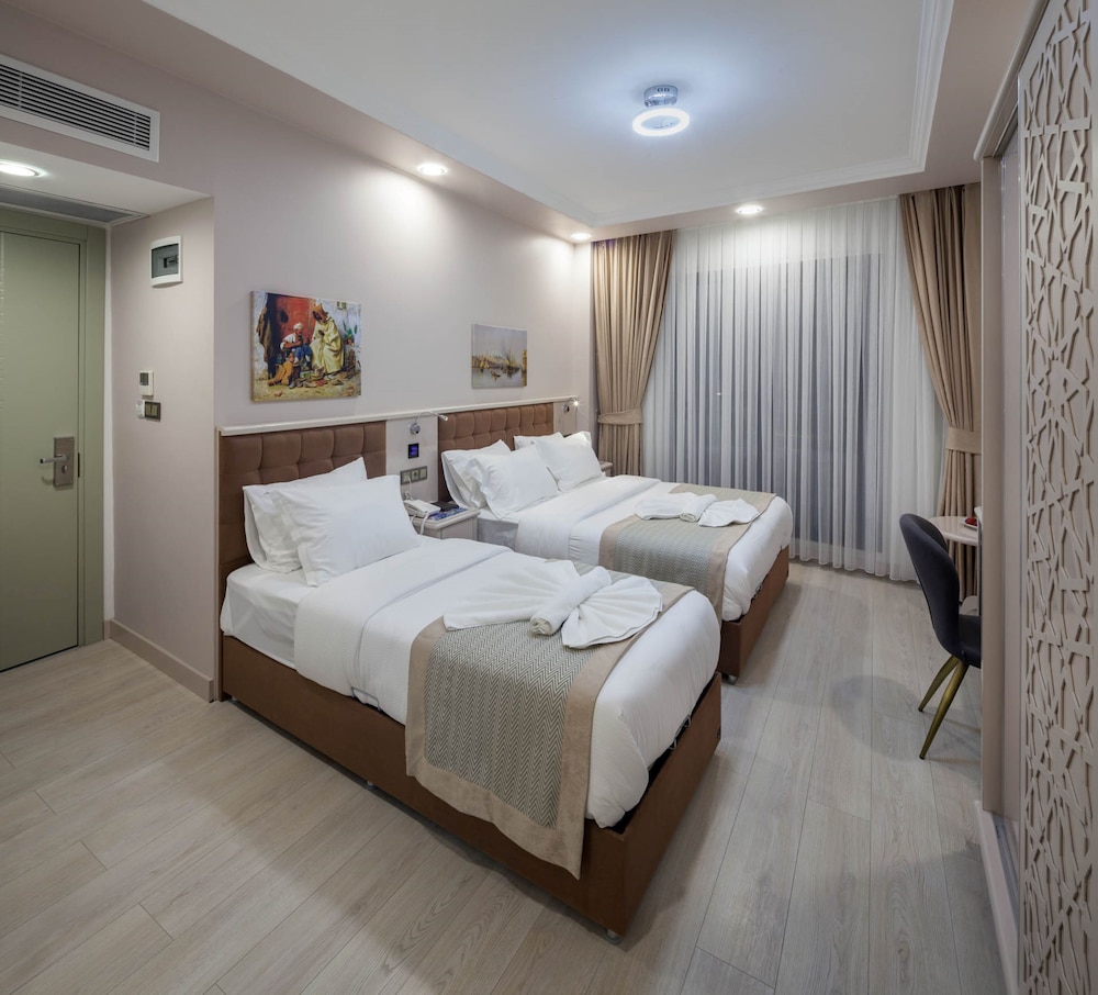 Obahan Hotel 11/39