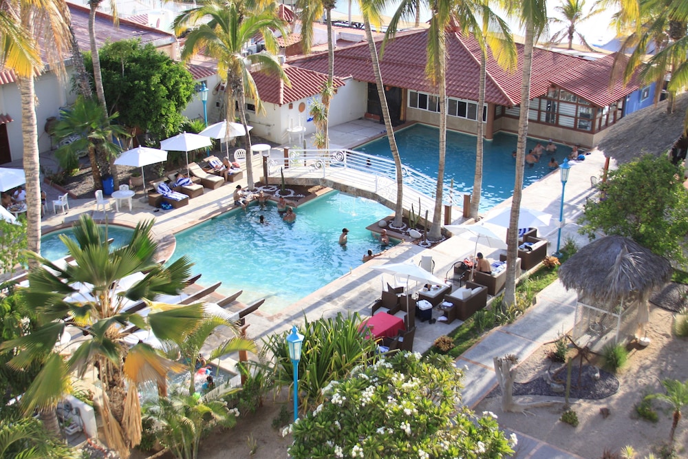 The Westmarine Waterfront Hotel 4/61