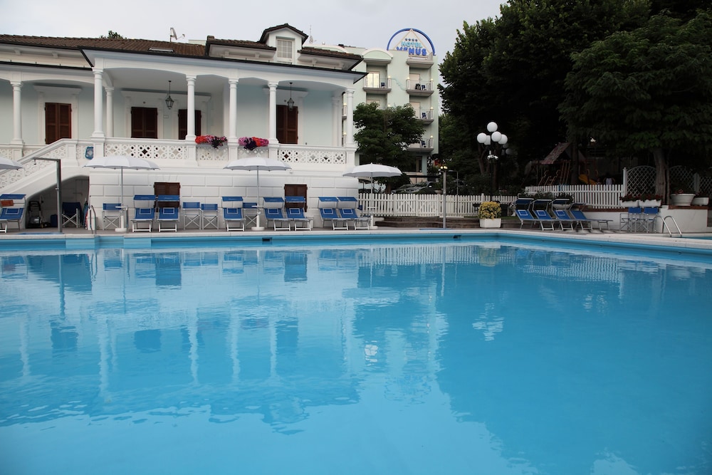 Hotel Venus 38/46