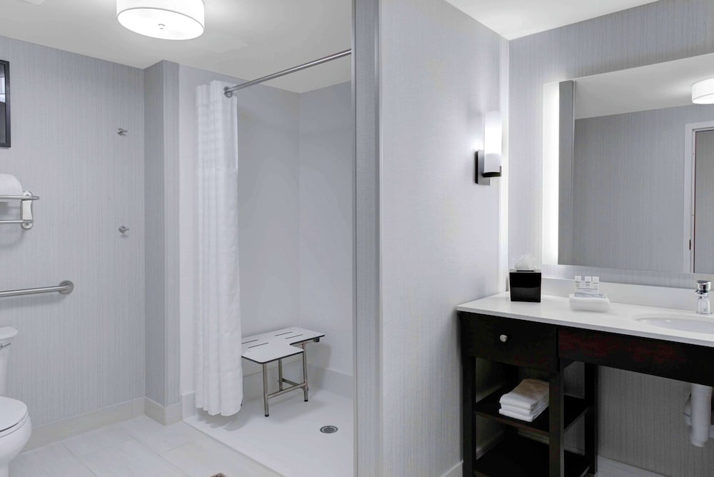 Homewood Suites By Hilton Lansing Eastwood 7/40