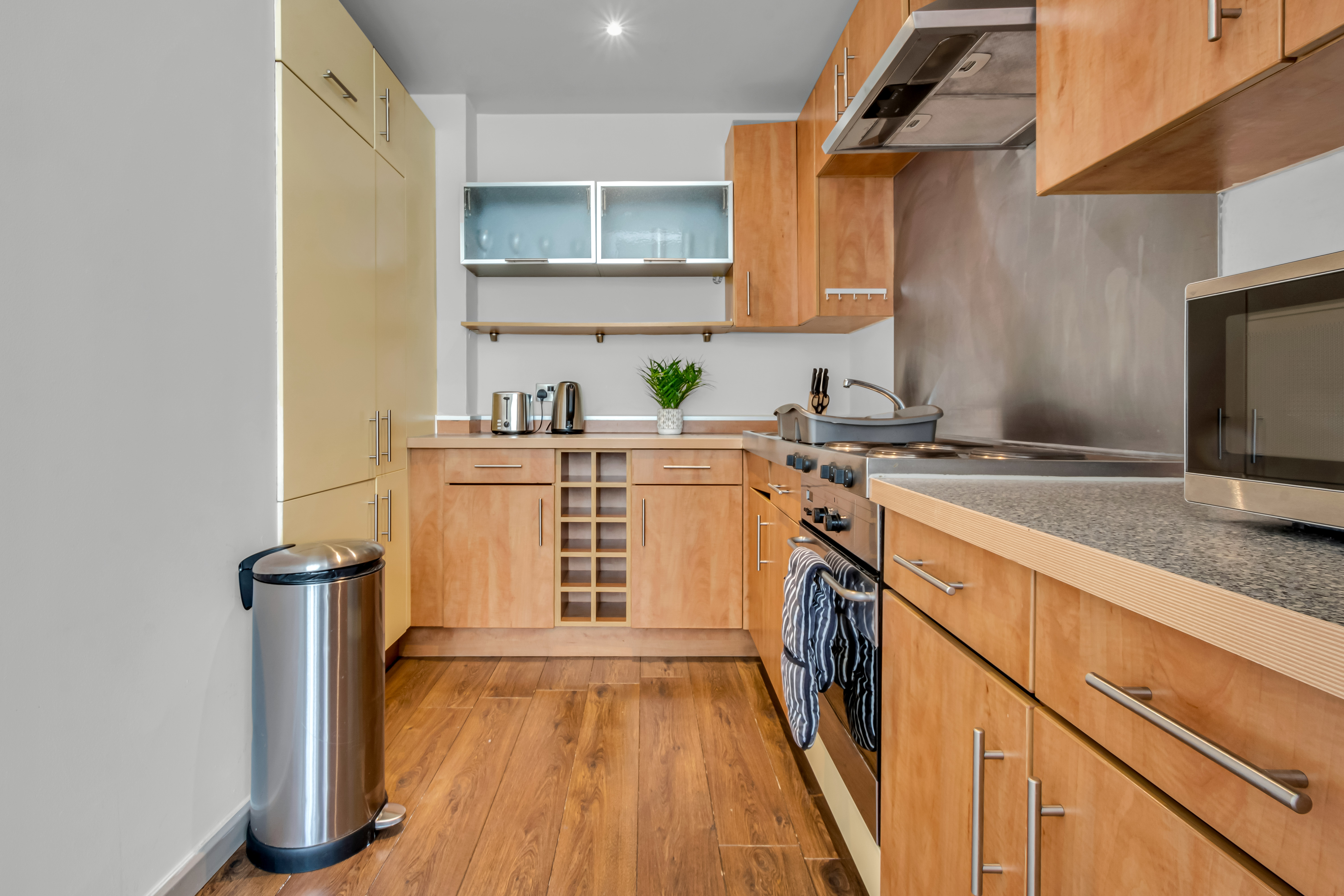 Luxurious Lawrence House Serviced Apartment 2/50
