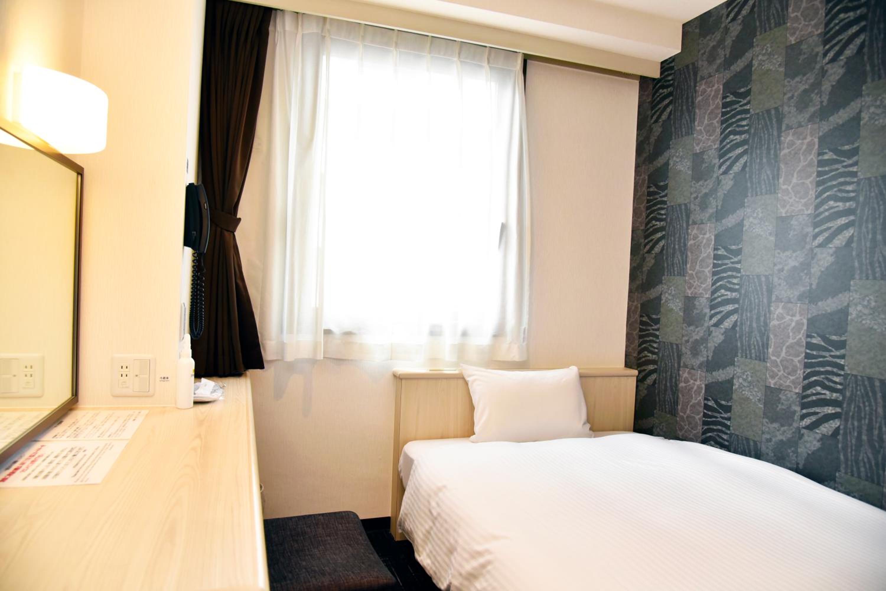Room, Single, Smoking, Miyazaki Daiichi Hotel 4/11