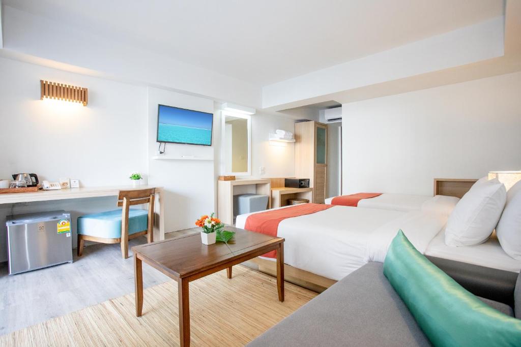 Deluxe, Twin Beds