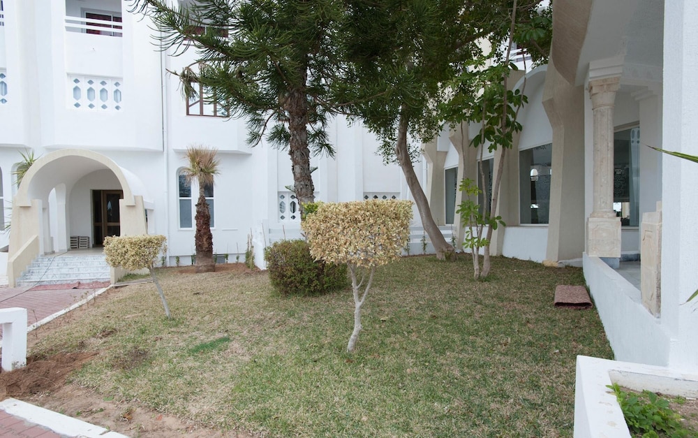 Thapsus Beach Resort 35/48