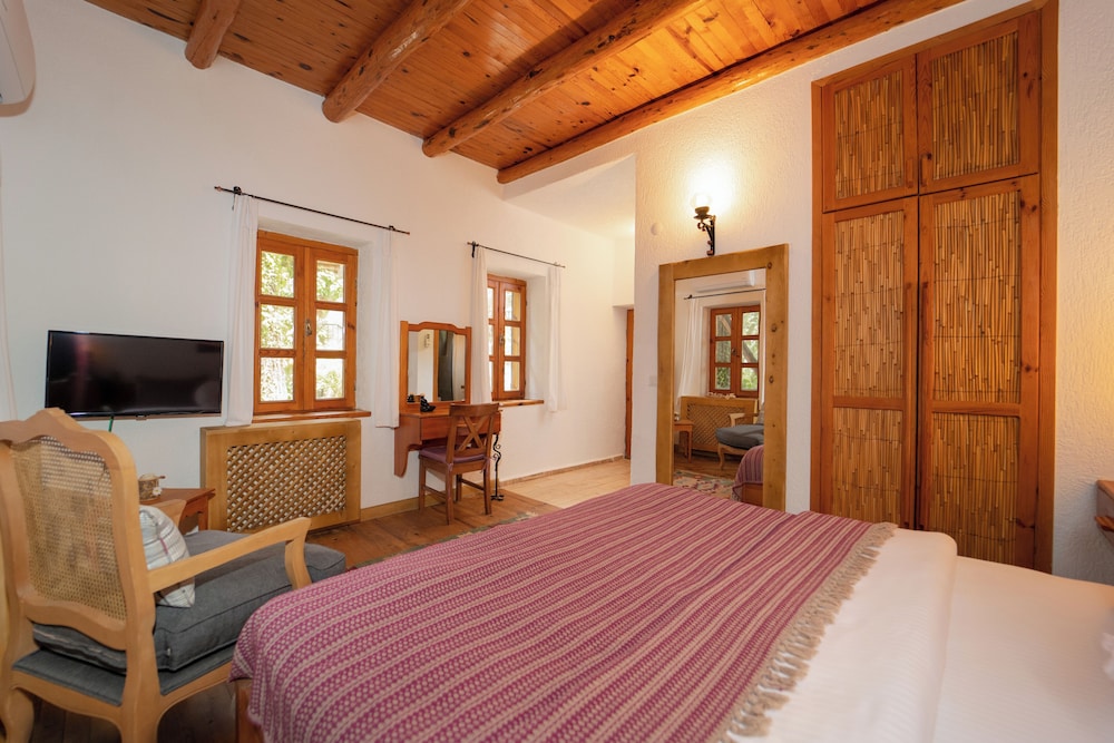 Watermill Villa & Hotel Faralya 11/50