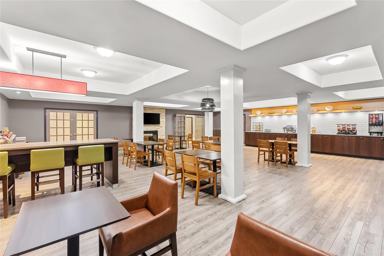 Country Inn & Suites by Radisson, Elizabethtown 13/18